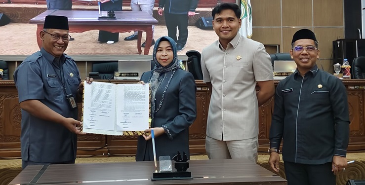 {"id":9,"name":"Sosial Budaya","slug":"sosial-budaya","created_at":"2022-09-05T13:15:39.000000Z","updated_at":"2022-08-03T16:52:03.000000Z"}