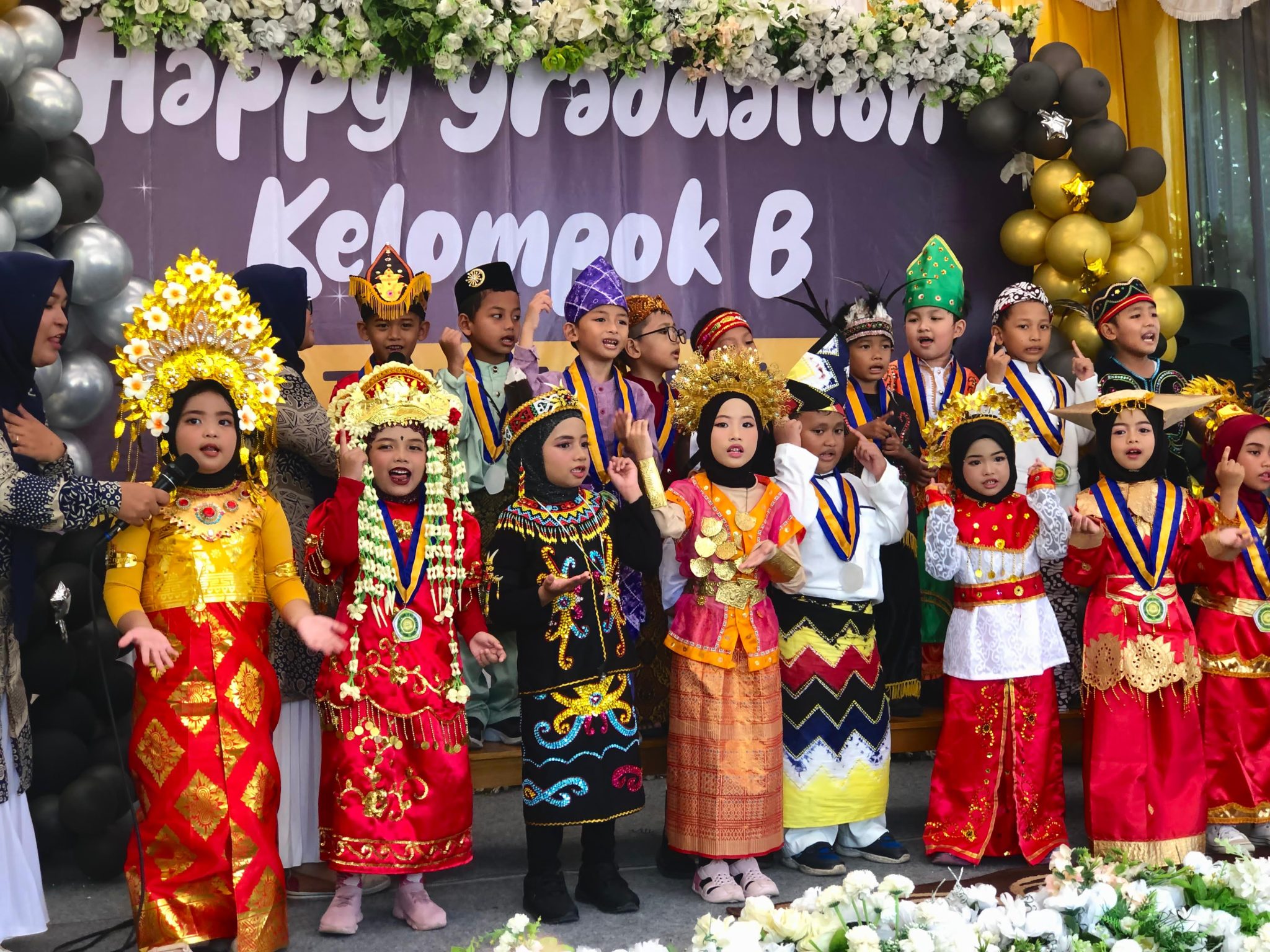 {"id":9,"name":"Sosial Budaya","slug":"sosial-budaya","created_at":"2022-09-05T13:15:39.000000Z","updated_at":"2022-08-03T16:52:03.000000Z"}